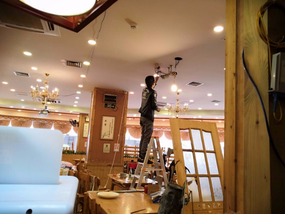 廣州白云區(qū)時(shí)代商務(wù)大夏某飯店監(jiān)控系統(tǒng)維修。