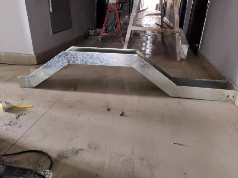 強(qiáng)弱電線槽橋架各種彎頭做法圖解 強(qiáng)弱電線槽橋架各種彎頭做法圖解