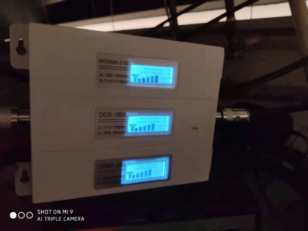 佛山南莊某陶瓷公司一樓手機(jī)信號(hào)放大器安裝